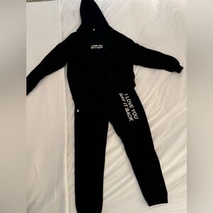 Lonely ghost sweatsuit. Size:M